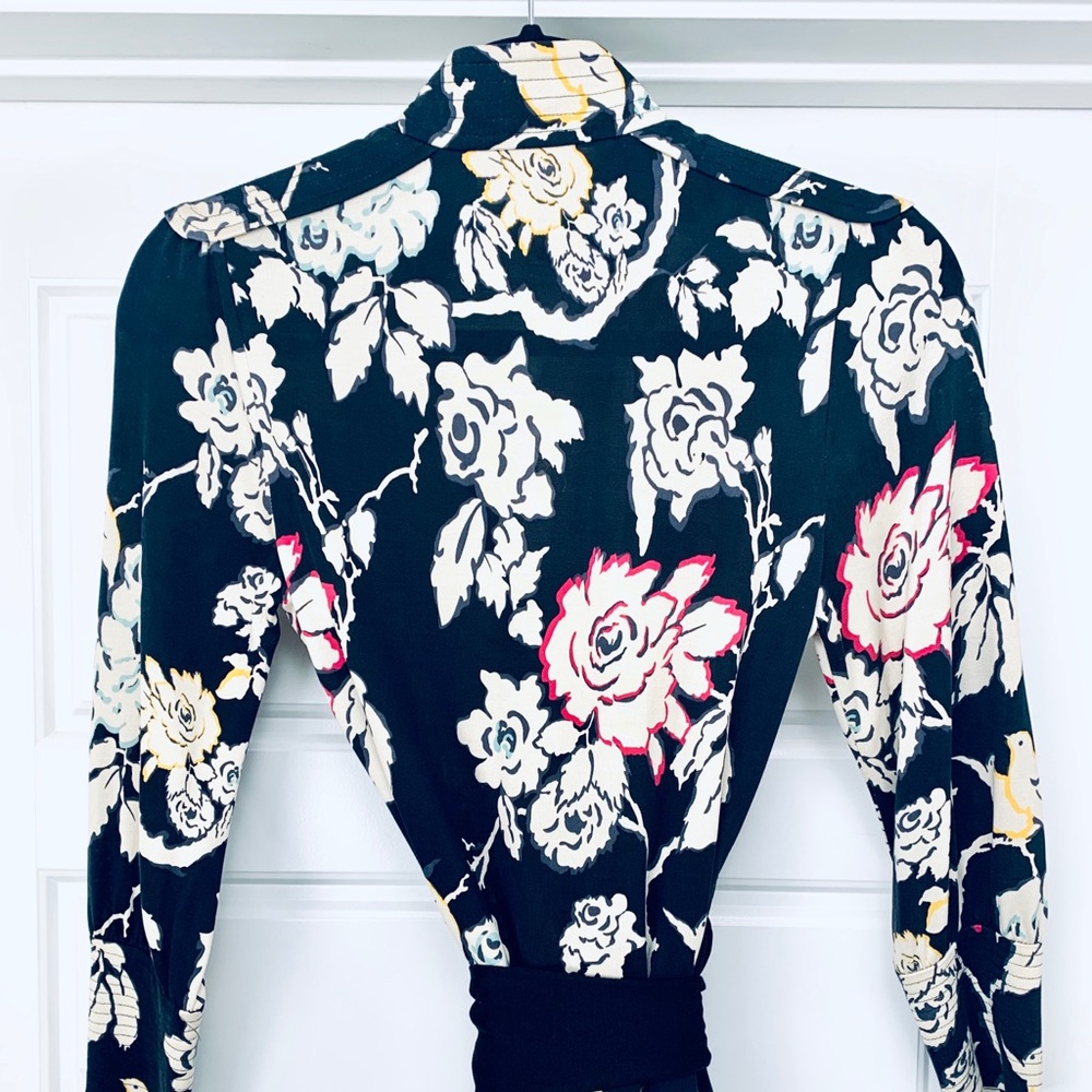 DVF WRAP DRESS - Picture 3 of 5